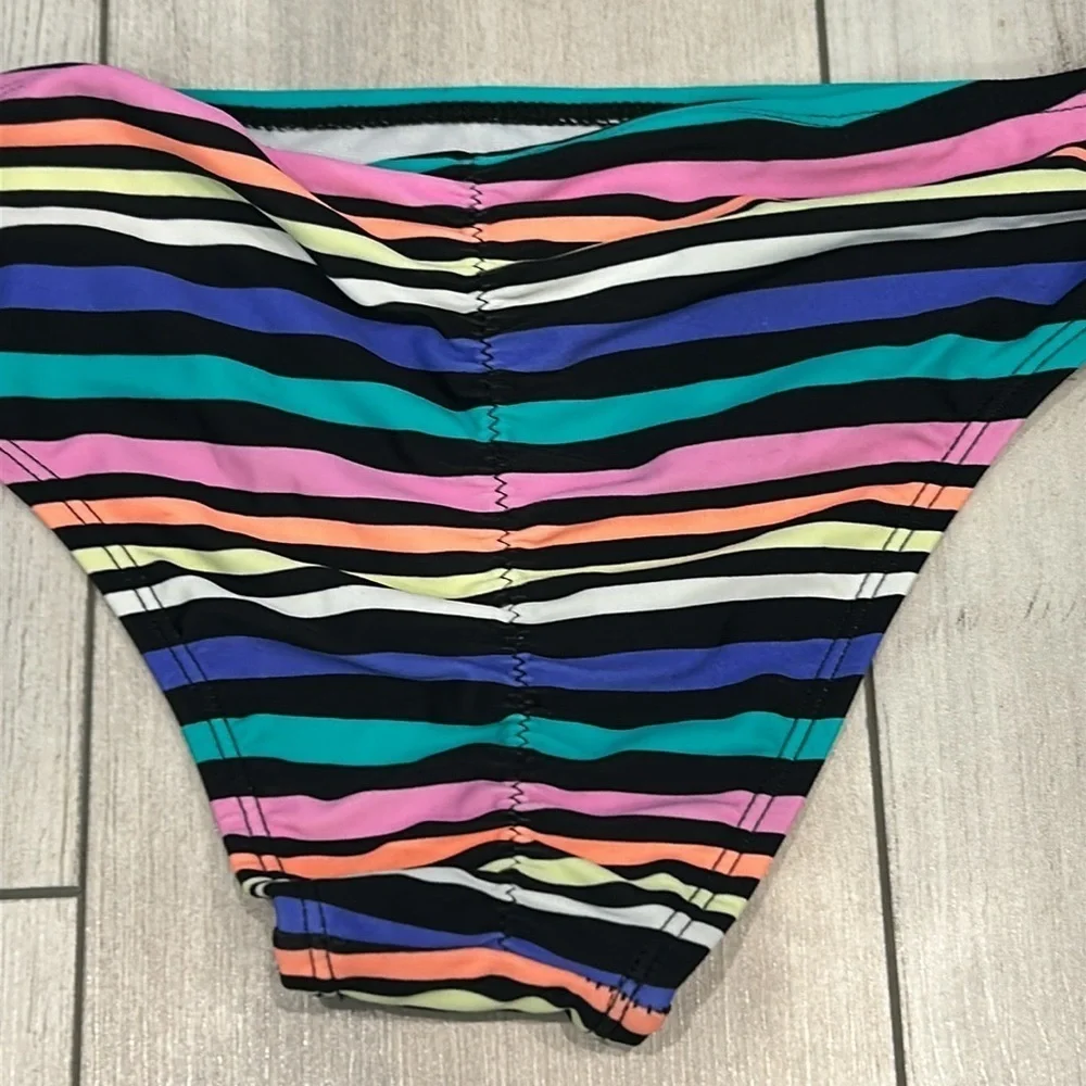 Hot Water mulit stripe swim bikini bottoms size small